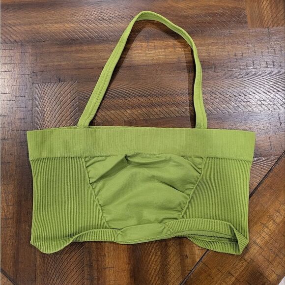 SOLD OUT! Free People Good Karma Halter Crop M/L Green - Picture 1 of 4